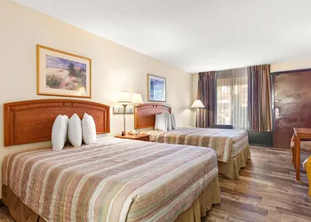Americas Best Value Inn Ocean Inn hotel thumbnail 7