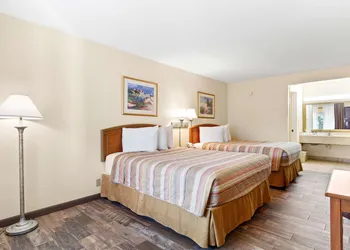 Americas Best Value Inn Ocean Inn hotel thumbnail 8