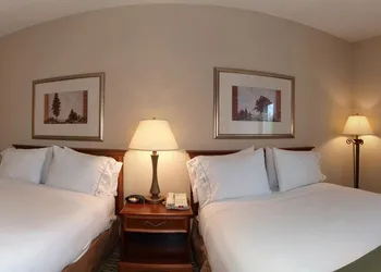 Baymont by Wyndham Cornelia hotel thumbnail 3