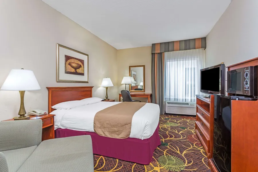Baymont by Wyndham Cornelia hotel detail image 6