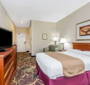 Baymont by Wyndham Cornelia hotel detail image 7