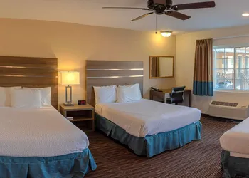 Rodeway Inn Near University-Gateway to Yosemite hotel thumbnail 7