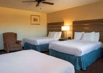 Rodeway Inn Near University-Gateway to Yosemite hotel thumbnail 8