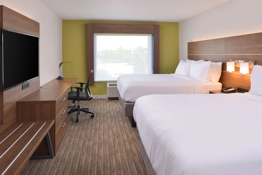 Holiday Inn Express & Suites Omaha - 120th and Maple by IHG hotel detail image 6