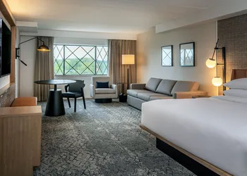 Sheraton Nashua hotel thumbnail 6