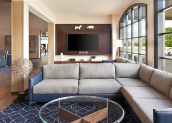 Courtyard by Marriott Waterloo St. Jacobs hotel thumbnail 5
