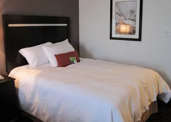 Hampton Inn by Hilton Fort Saskatchewan hotel thumbnail 8