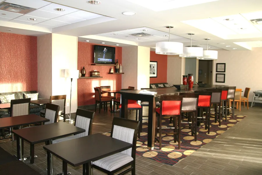 Hampton Inn by Hilton Fort Saskatchewan hotel detail image 2