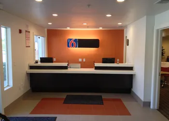 Motel 6 Grand Prairie, TX - Near Six Flags Drive hotel thumbnail 6