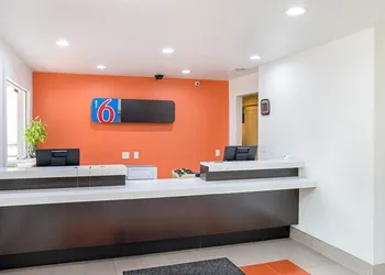 Motel 6 Grand Prairie, TX - Near Six Flags Drive hotel thumbnail 7