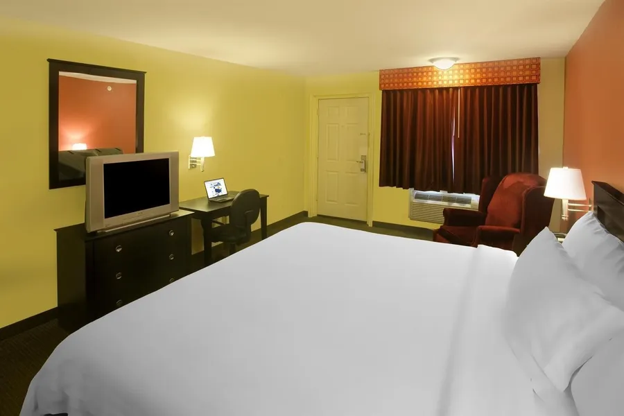 Americas Best Value Inn Waco hotel detail image 6