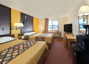 Super 8 by Wyndham Alamogordo/White Sands hotel thumbnail 4