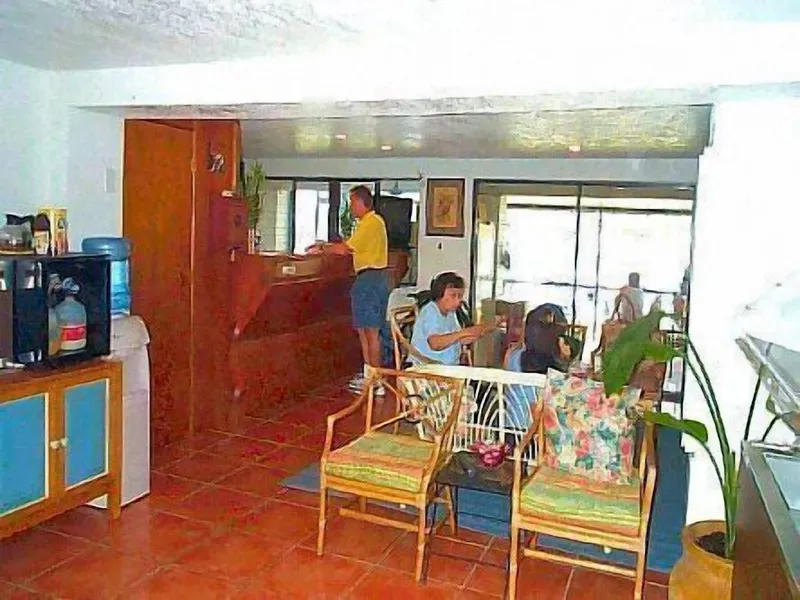 Lake Roy Beach Inn hotel detail image 2
