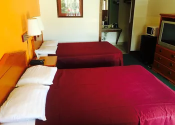 Sunrise Inn hotel thumbnail 4