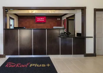 Red Roof Inn PLUS+ Hammond hotel thumbnail 2