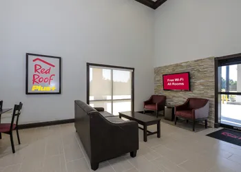 Red Roof Inn PLUS+ Hammond hotel thumbnail 4