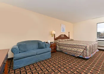 Americas Best Value Inn & Suites Albemarle hotel thumbnail 7