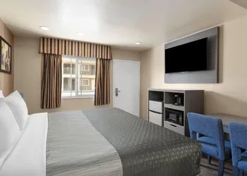 Travelodge by Wyndham Banning CA Near Casino/Outlet Mall hotel thumbnail 7