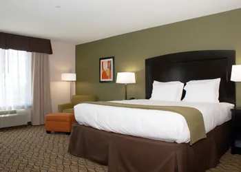 Holiday Inn Express Tulsa South Bixby by IHG hotel thumbnail 3