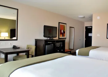 Holiday Inn Express Tulsa South Bixby by IHG hotel thumbnail 4