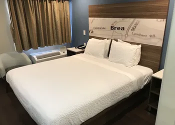 Hyland Motel Brea hotel thumbnail 2
