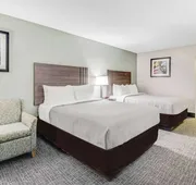 Quality Inn White House hotel detail image 4