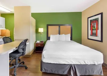 Extended Stay America Suites Long Island Bethpage hotel thumbnail 7