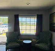 The Executive Inn & Suites hotel detail image 4