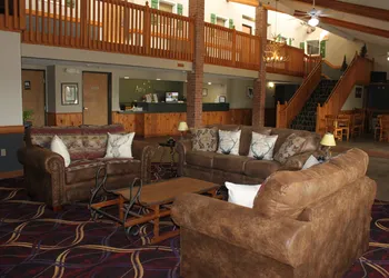 AmericInn by Wyndham West Burlington hotel thumbnail 3