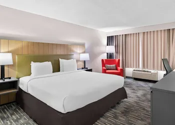 Country Inn & Suites by Radisson, Columbia Airport, SC hotel thumbnail 5