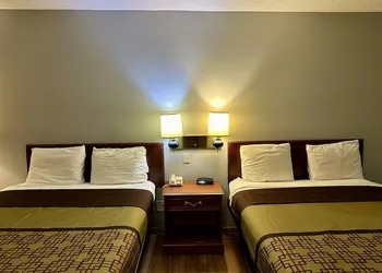 Thunderbird Motor Inn Baraboo hotel thumbnail 4