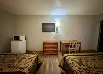 Thunderbird Motor Inn Baraboo hotel thumbnail 6