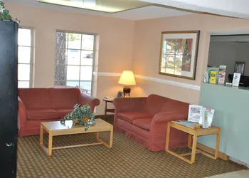 America's Best Inn and Suites Beaufort hotel thumbnail 4