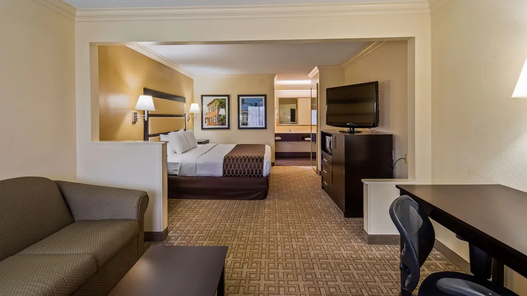 Best Western Inn & Suites hotel detail image 6