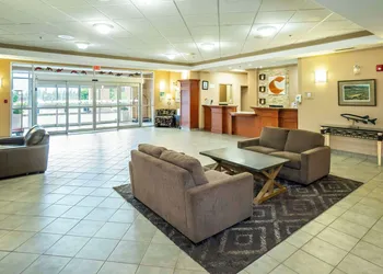 Comfort Inn & Suites hotel thumbnail 4