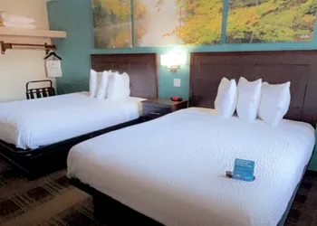 Days Inn & Suites by Wyndham Springfield on I-44 hotel thumbnail 5