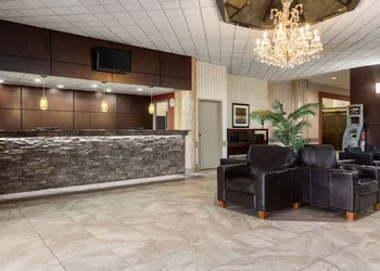 Travelodge by Wyndham Lloydminster hotel thumbnail 3