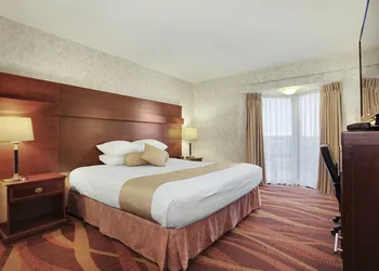 Travelodge by Wyndham Lloydminster hotel thumbnail 6
