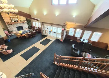 AmeriVu Inn & Suites - Waconia hotel thumbnail 3