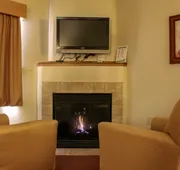 AmeriVu Inn & Suites - Waconia hotel detail image 4