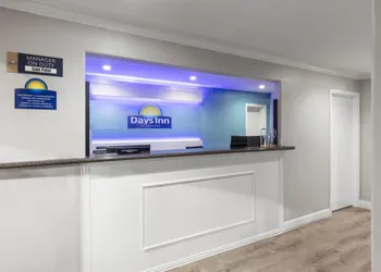 Days Inn by Wyndham Temple hotel thumbnail 4
