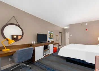 Hampton Inn Corbin KY hotel thumbnail 5