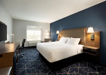 Hyatt Select St. Louis Airport hotel thumbnail 8