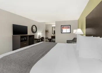 Best Western Asheville Blue Ridge Parkway hotel thumbnail 4