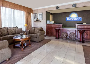 Days Inn by Wyndham Hillsboro TX hotel thumbnail 2
