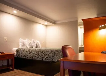 Days Inn by Wyndham Hillsboro TX hotel thumbnail 5