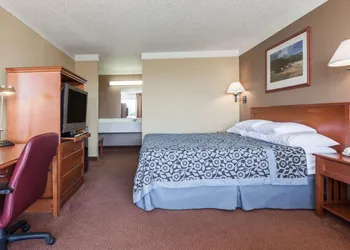 Days Inn by Wyndham Hillsboro TX hotel thumbnail 6