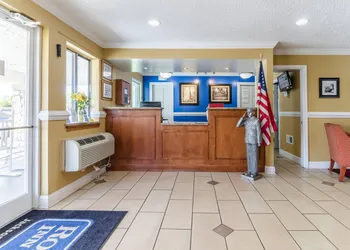 Rodeway Inn & Suites Jacksonville near Camp Lejeune hotel thumbnail 4