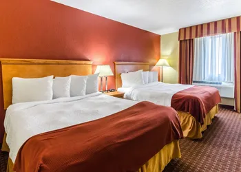 Rodeway Inn & Suites Jacksonville near Camp Lejeune hotel thumbnail 8