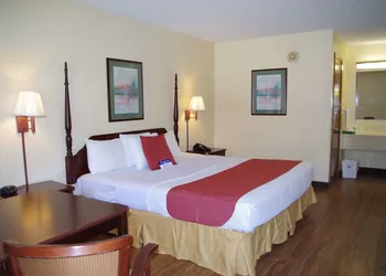 Americas Best Value Inn Malvern hotel thumbnail 6